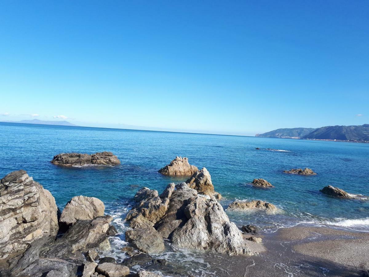 Appartamento Ad Capo dʼOrlando Esterno foto